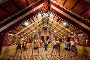 Те Пуиа: вечернее мероприятие коренных народов Те По — хака и ужин