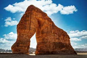 AlUla: Hegra, Dadan, and Ikmah Highlights Tour