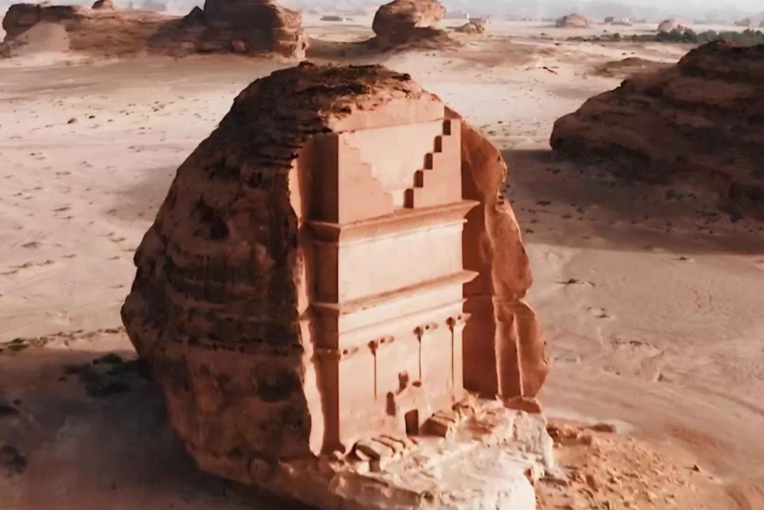 Journée complète à la découverte des merveilles d'Al-'Ula : Hegra, Dadan, Ikmah et le rocher de l'Éléphant