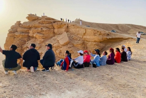 Edge of The World Riyadh, kamelritt, besøk i flaggermusgrotten og middag