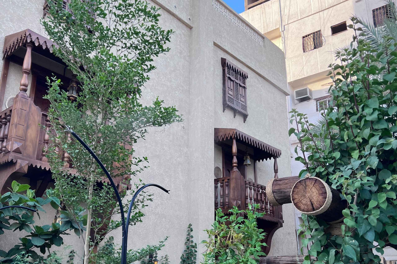 Heritage & Elegance Tour in Al-Hay, Madinah