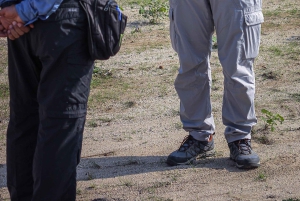 Jeddah: Moon Mountain Hiking and Sunset Yoga