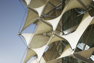 Riadi: Opastettu kierros Kuningas Fahdin kansalliskirjastossa