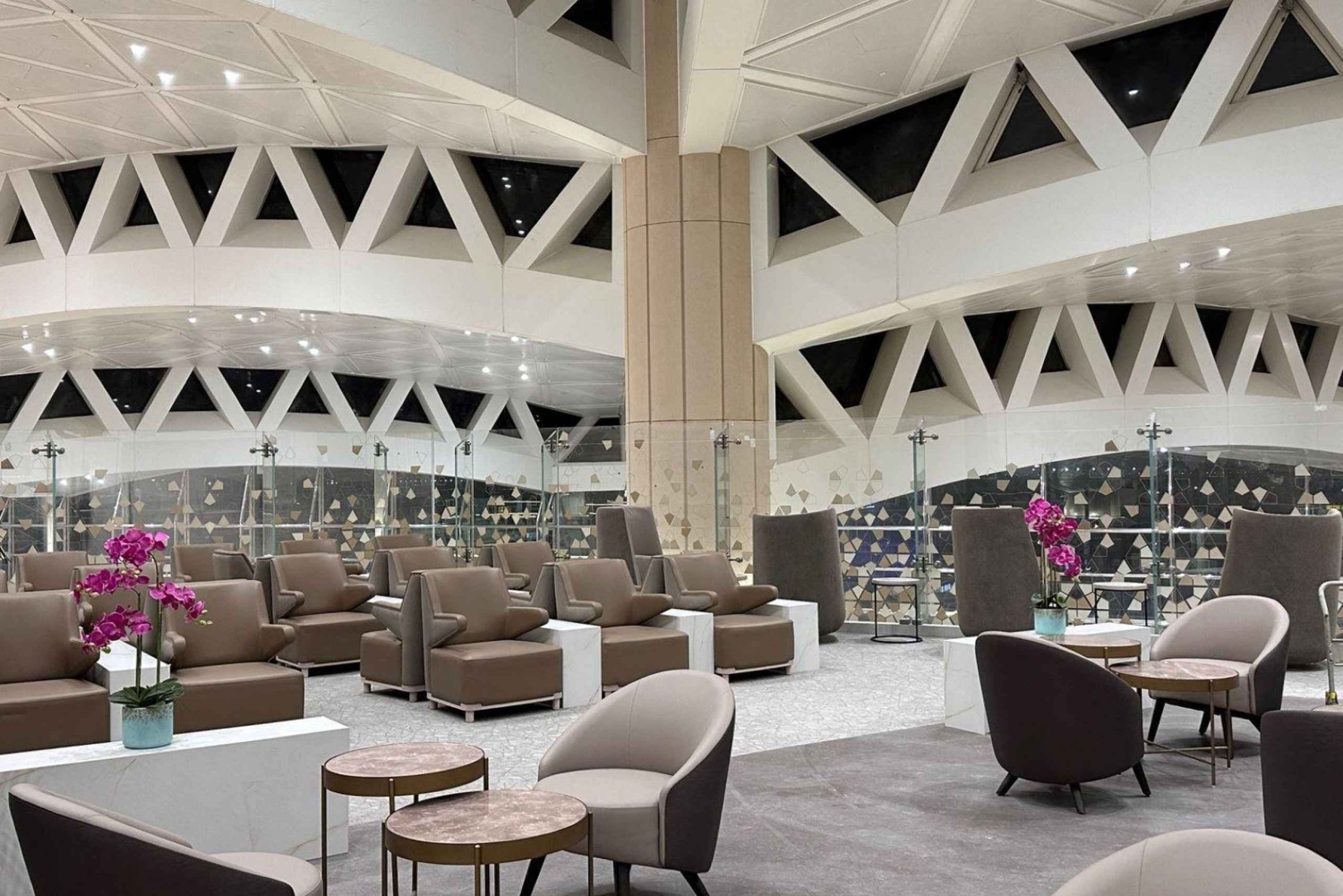 Red Sea International Airport (RSI): Inngang til AMWAJ Lounge