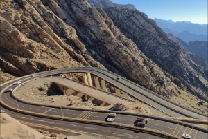 Taif: tour de día completo con una plantación de rosas y teleféricos