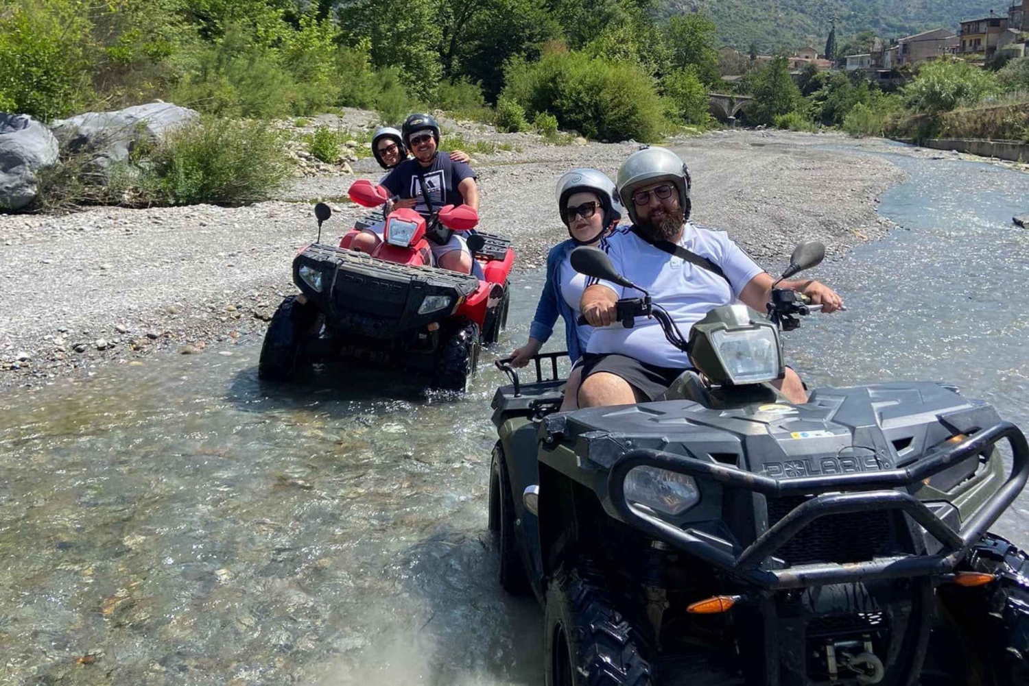 2.30 horas Excursión guiada en quad por Gole dell'Alcantara
