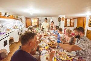 バレストラーテ：ワインとオリーブオイルの試飲付きオリーブ園ツアー