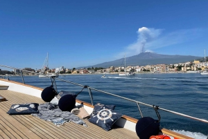 Excursions en bateau avec Ocirne dans la baie de Naxos et l'Isola Bella