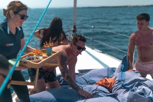 Катания: парусный тур по побережью Циклопов с сицилийским аперитивом