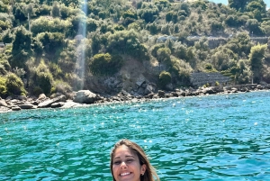 Cefalù: Bootsfahrt mit Schwimmen, Aperitif und Schnorcheln