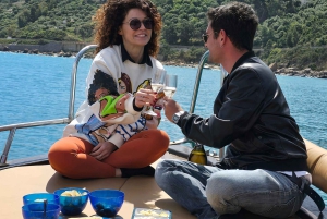 Cefalù: Bootsfahrt mit Schwimmen, Aperitif und Schnorcheln