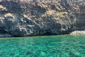 Чефалу: прогулка на лодке с подводным плаванием, свежими фруктами и напитками