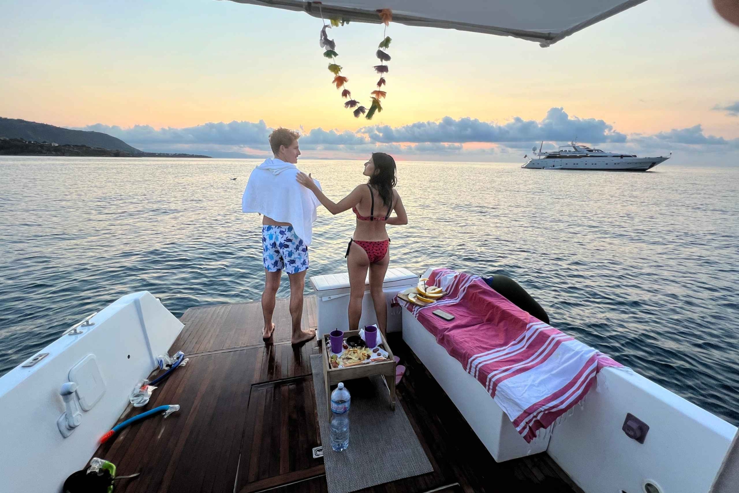 Cefalù: Båtäventyr med snorkling och grottor