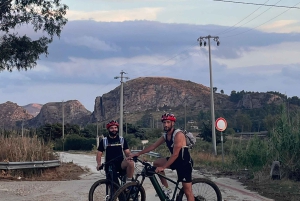 E-Bike: Äventyr på Scala dei Turchi, sicilianska byar och matupplevelser