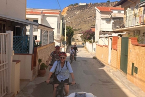E-Bike: Äventyr på Scala dei Turchi, sicilianska byar och matupplevelser