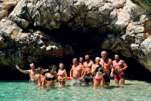 Expérience en bateau dans les Égades : Favignana et Levanzo depuis Trapani