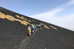 Catania: Ätna-Tour auf 3000 m mit Hotelabholung
