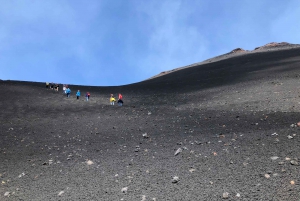Catania: Ätna-Tour auf 3000 m mit Hotelabholung