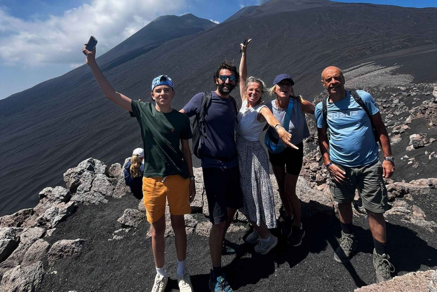Da Siracusa: Tour dell'Etna - trekking, vino e cibo
