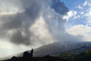 Etna Północ 2900 m n.p.m. i Kratery z 2002 roku
