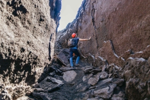 Этна: треккинг к кратерам на вершине с гидом-вулканологом, 3350 м