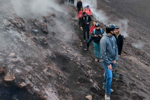Etna-trekning på 3000 meter med taubane, guide og taxitjeneste kan bestilles