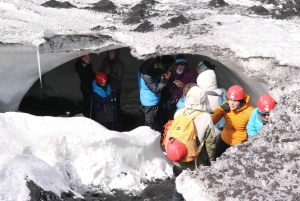 Etna-trekning på 3000 meter med taubane, guide og taxitjeneste kan bestilles