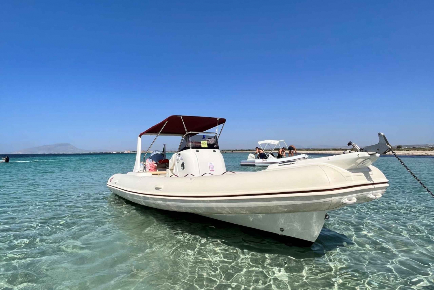 Favignana og øya Levanzo: Svømming, snorkling og lunsj