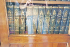 From Catania: Southeast Sicily Inspector Montalbano Tour