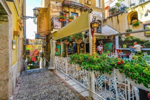 From Catania: Taormina, Savoca, & Castelmola Tour w/ Brunch
