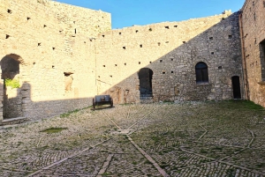 Da Palermo: tour dei castelli medievali di Caccamo e Cefalù.