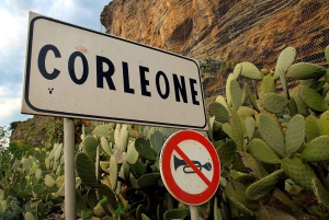 Au départ de Palerme : visite privée de Corleone sur le thème de la mafia avec prise en charge à l'hôtel