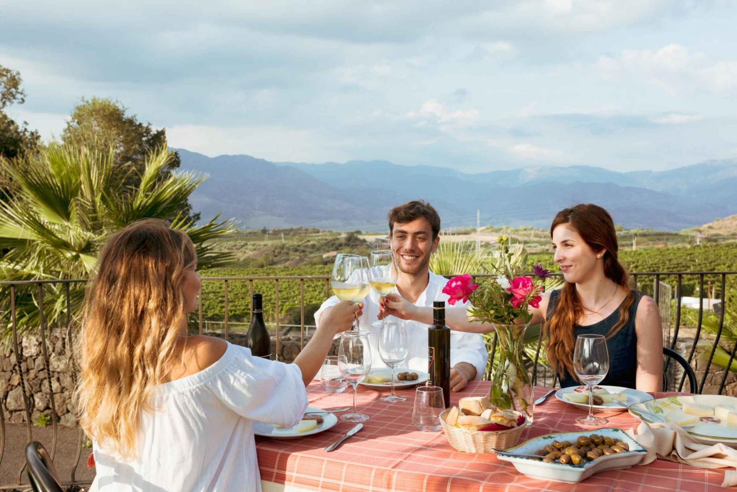 Desde Taormina: Excursión de degustación de comida y vino del Etna