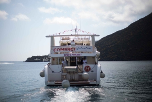 トロペア発：リパリ・パネレア・ストロンボリ ナイトクルーズ