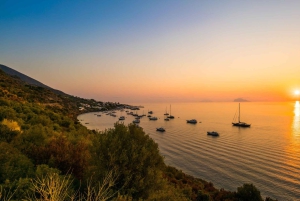 トロペア発：リパリ・パネレア・ストロンボリ ナイトクルーズ