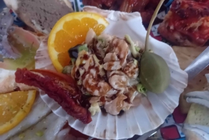 Lampedusa : croisière en bateau avec pauses baignade et déjeuner italien