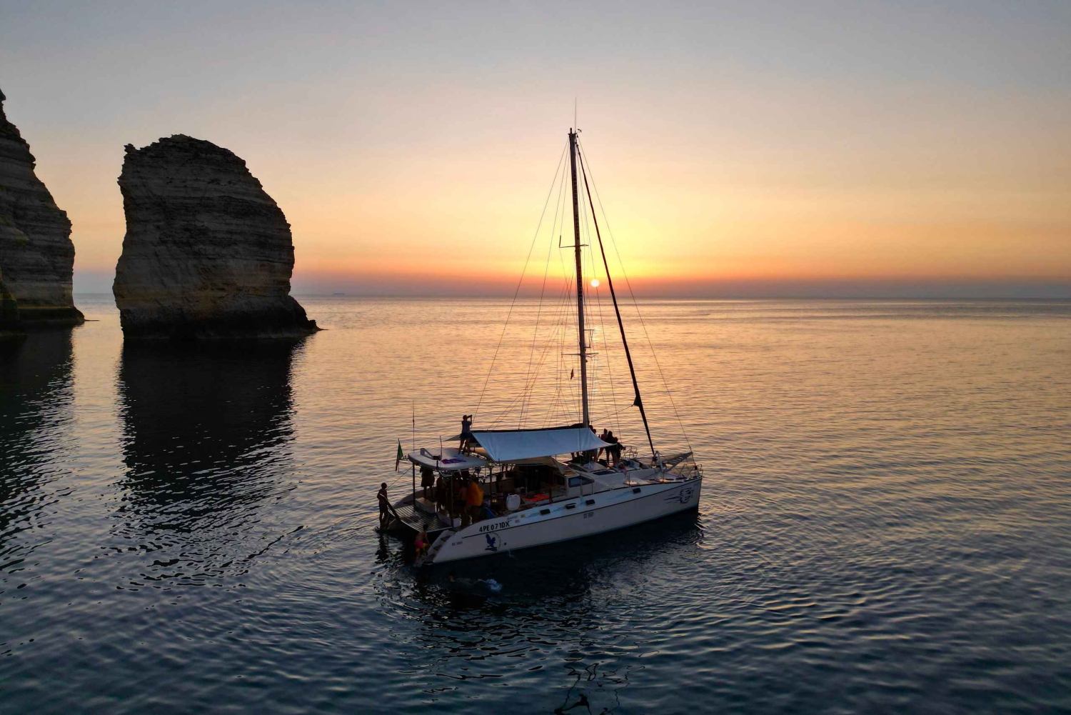 Lampedusa: Lampusa: Delfiinien katselu aperitiivin kera auringonlaskun aikaan