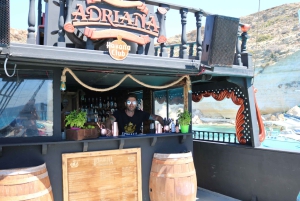 Лампедуза: экскурсия на пиратском корабле с обедом и музыкой