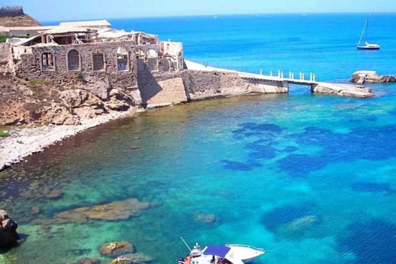 Marzamemi- Portopalo - Vendicari: Tour in Barca con Aperitivo