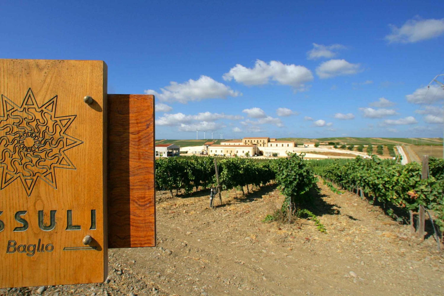 マザーラ・デル・ヴァッロ：アッスッリ・ワイナリーでのテイスティングツアー