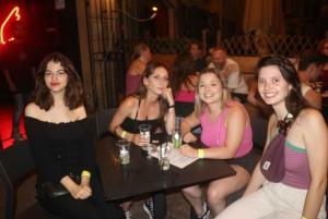 Palermo: Opastettu baarikierros shotteineen ja juomien alennuksineen