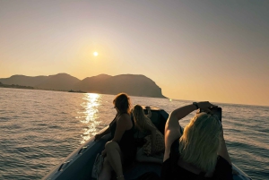 Палермо: экскурсия на лодке по Монделло и Изола-делле-Феммине с напитком