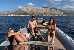 Палермо: экскурсия на лодке по Монделло и Изола-делле-Феммине с напитком