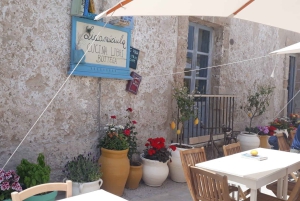 ポッツァッロ：シラクーサ・ノトとマルザメミ日帰りツアー