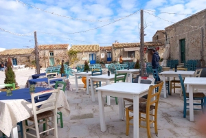 ポッツァッロ：シラクーサ・ノトとマルザメミ日帰りツアー