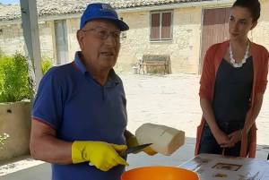Ragusa: Ricotta-tillverkning på en gård med middag