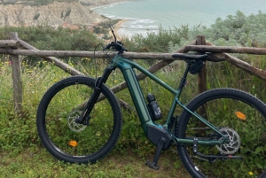 Scala dei Turchi, villages et street food : une aventure en vélo électrique sicilien !