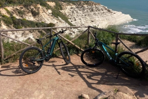 Scala dei Turchi, villages et street food : une aventure en vélo électrique sicilien !