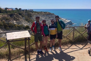 Scala dei Turchi, villages et street food : une aventure en vélo électrique sicilien !