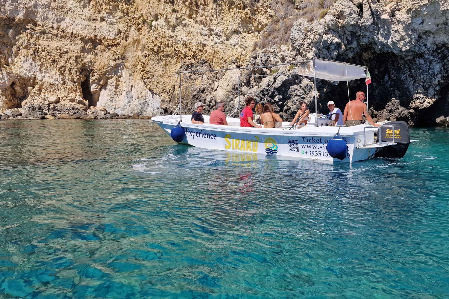 Сиракузы: экскурсия на лодке по Ортигии и морским пещерам с просекко и фруктами